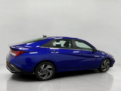 2025 Hyundai Elantra SEL Convenience IVT