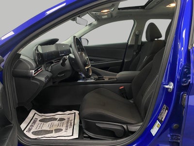 2025 Hyundai Elantra SEL Convenience IVT
