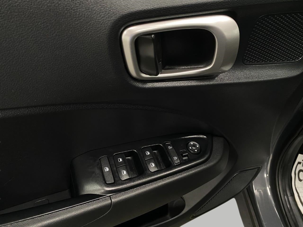2025 Hyundai Venue SEL IVT