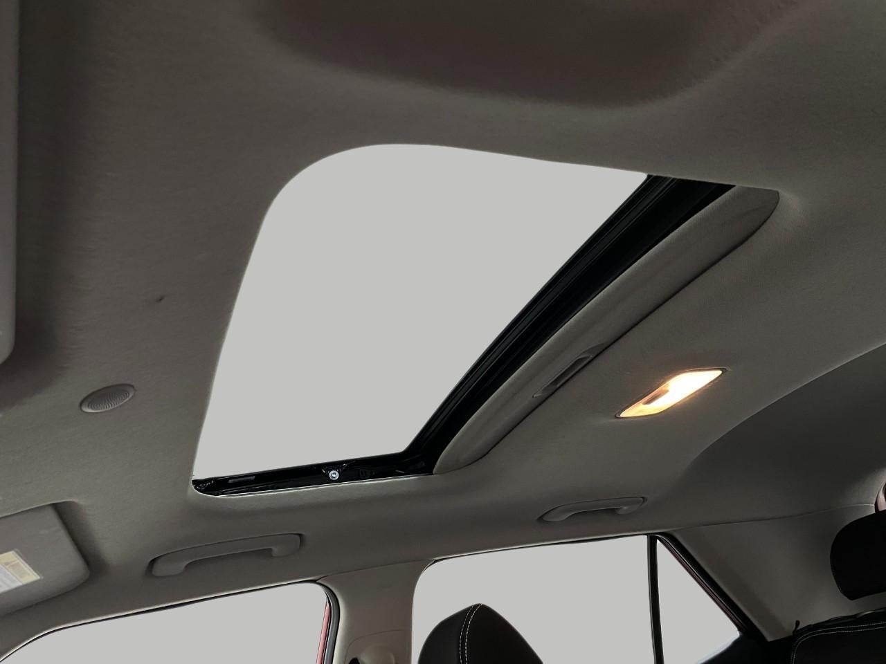 2025 Hyundai Venue SEL IVT