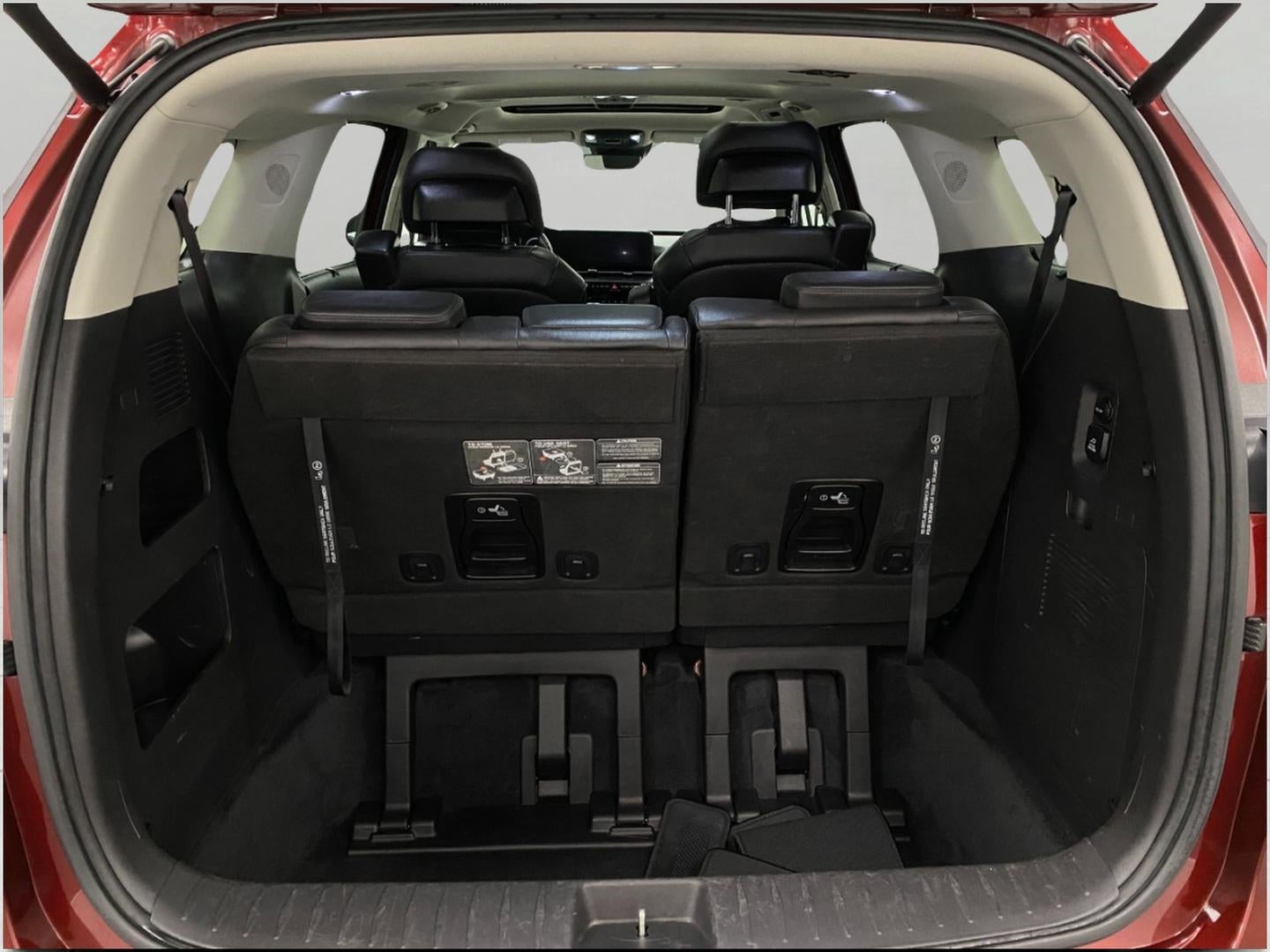 2022 Kia Carnival SX FWD