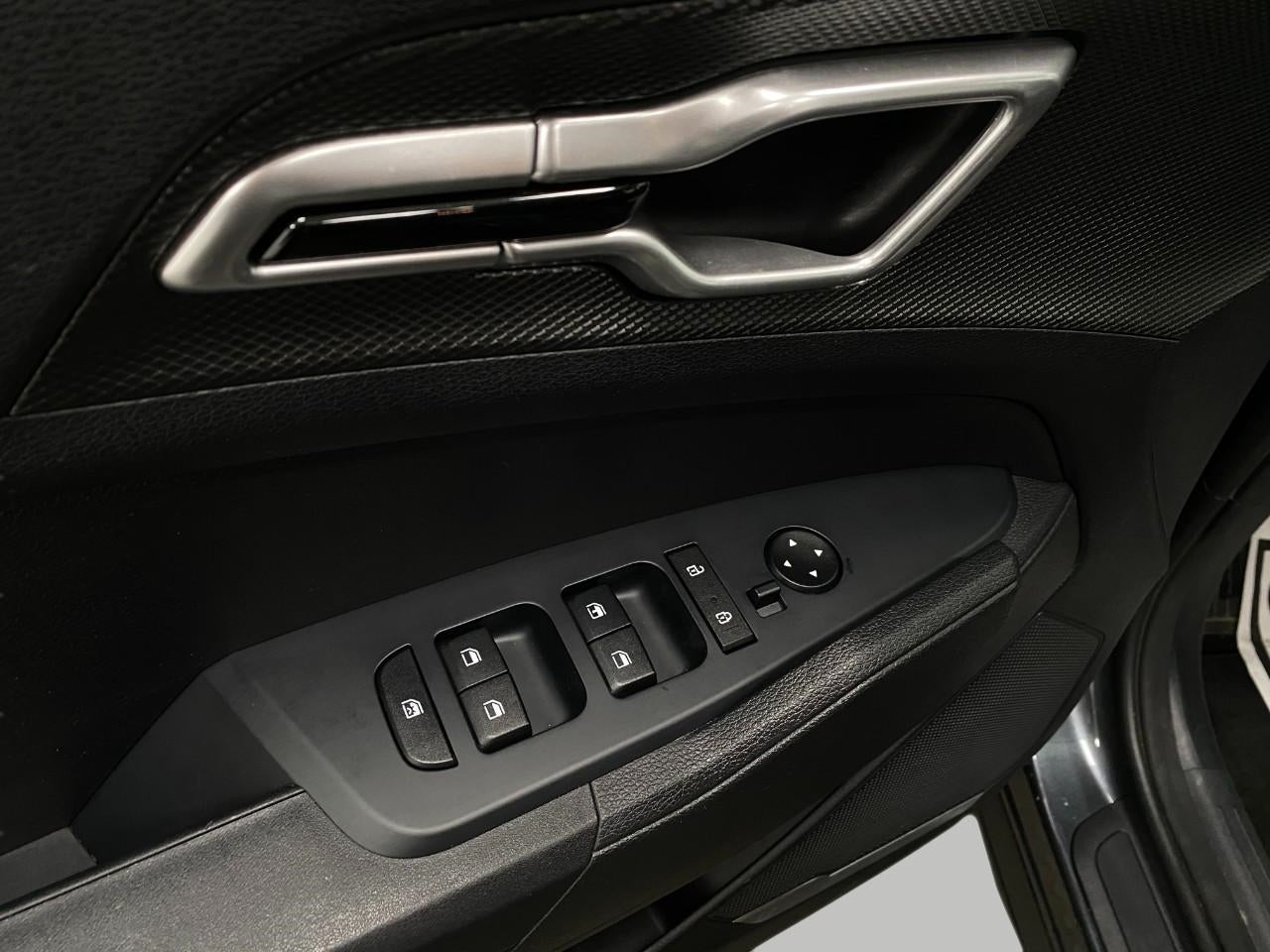 2025 Kia Sportage LX AWD