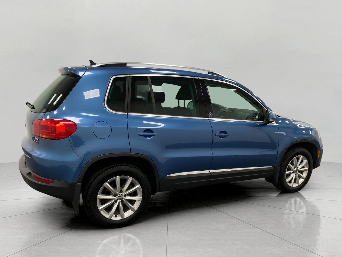 2017 Volkswagen Tiguan 2.0T Wolfsburg Edition 4MOTION