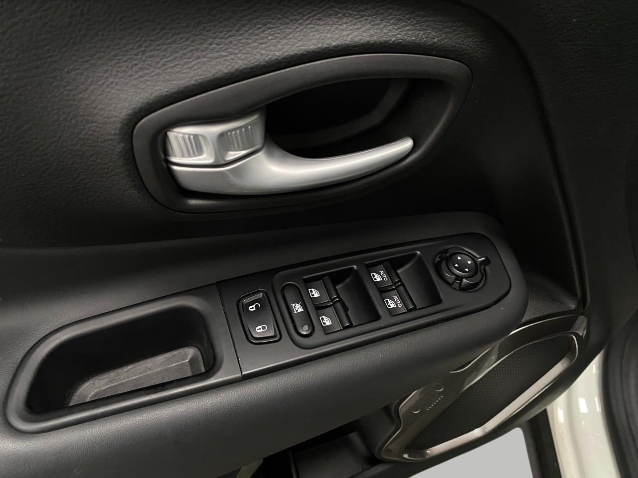 2023 Jeep Renegade Latitude 4x4
